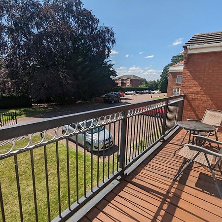 Stylish Modern Apartment, Free Secure Parking Allesley Екстериор снимка