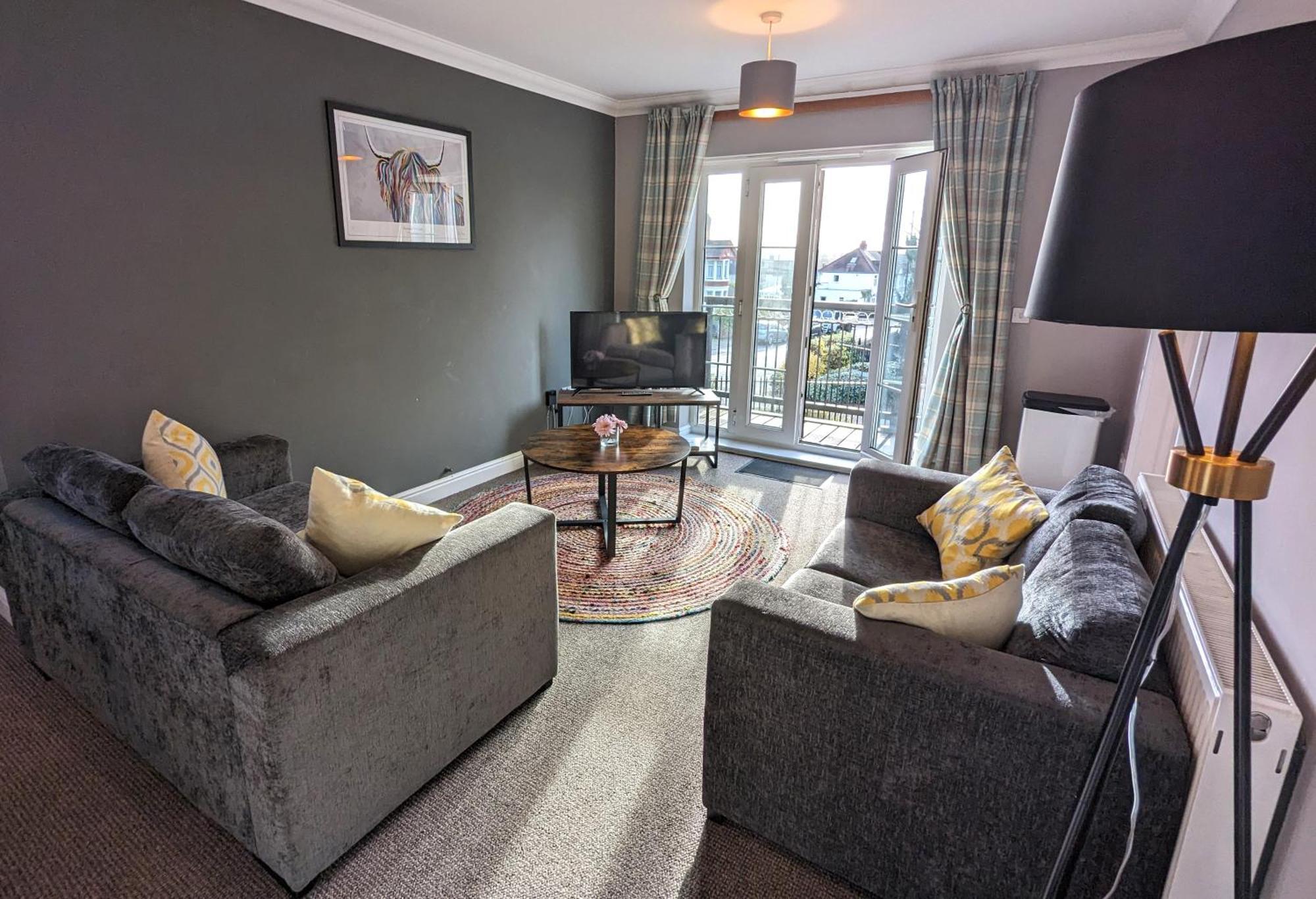 Stylish Modern Apartment, Free Secure Parking Allesley Екстериор снимка